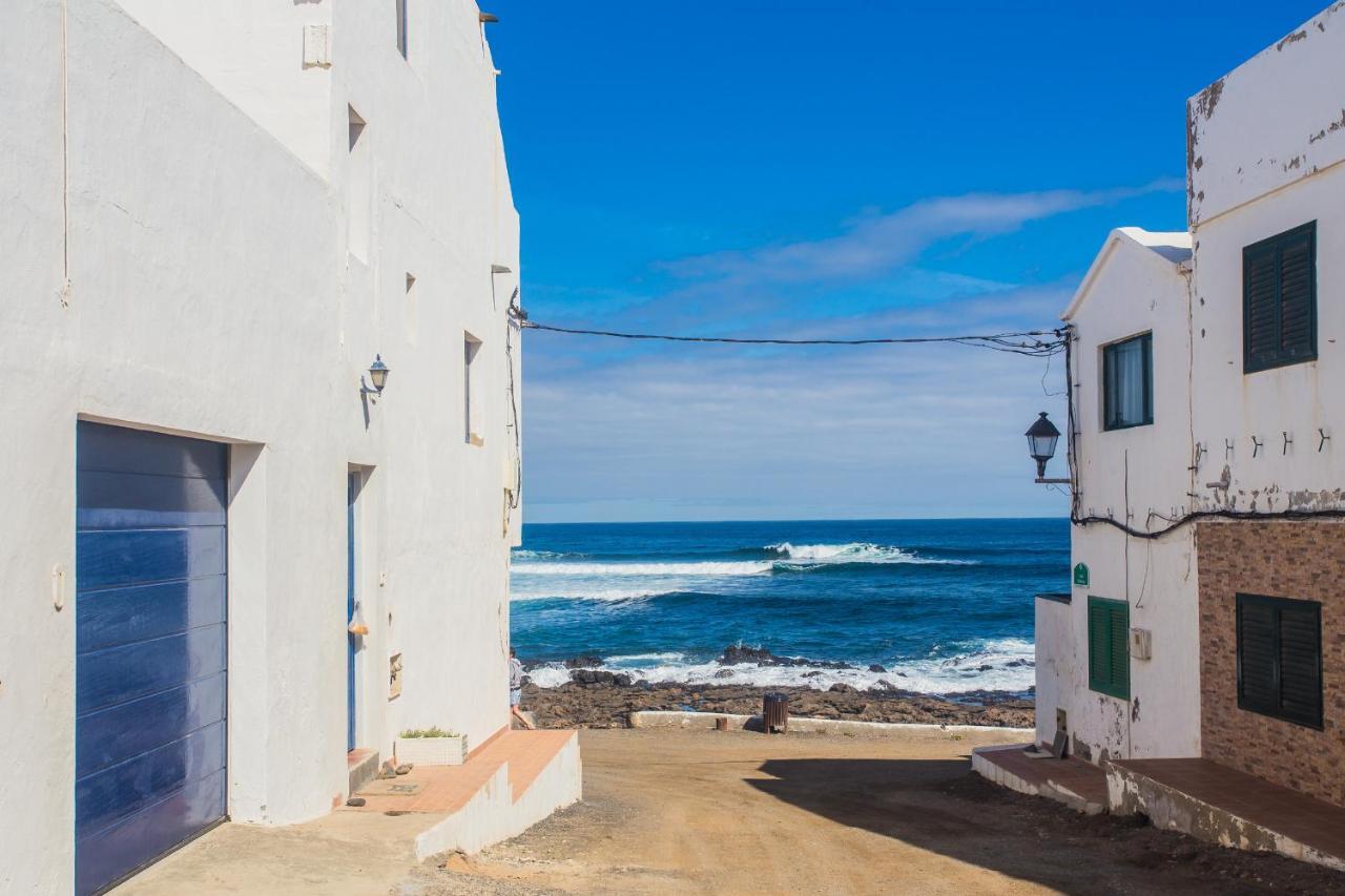 Ohana House In Caleta De Caballo Exterior photo