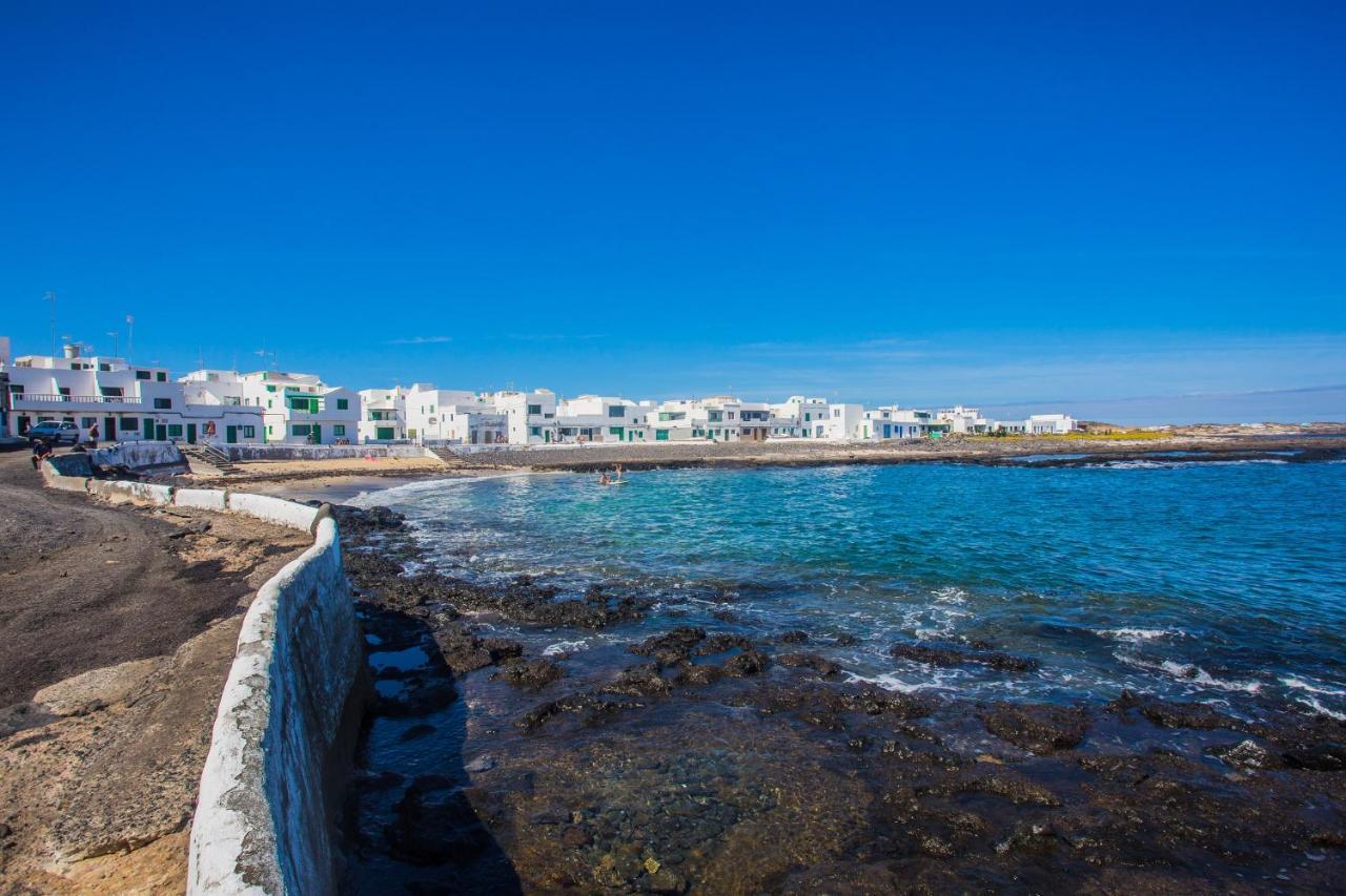 Ohana House In Caleta De Caballo Exterior photo